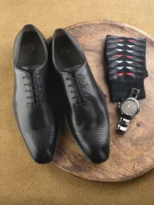 House of Pataudi Men Leather Formal Oxfords Shoes