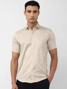 V Dot Men Slim Fit Printed Pure Cotton Casual Shirt
