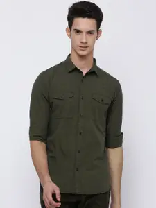 LOCOMOTIVE Men Olive Green Slim Fit Solid Casual Shirt