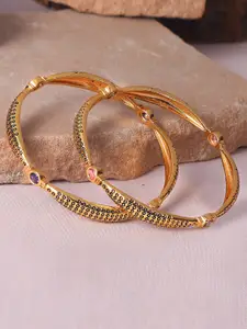 AccessHer Set Of 2 Gold-Plated Stone-Studded Bangles