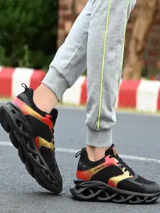 OFF LIMITS Men Mesh Running Non-Marking Shoes