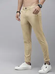 The Roadster Lifestyle Co. Men Solid Slim Fit Casual Trousers With Tape Detail