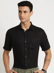 Indian Terrain Men Chiseled Slim Fit Pure Cotton Formal Shirt