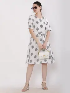 KETAKI FASHION Printed V-Neck Crepe A-Line Midi Dress