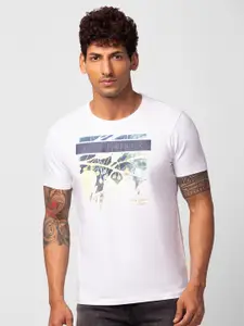 SPYKAR Men Typography Printed Slim Fit T-shirt