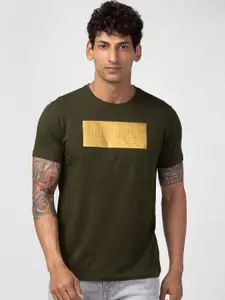 SPYKAR Men Typography Printed Slim Fit T-shirt