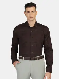 Blackberrys Men Slim Fit Horizontal Stripes Striped Formal Shirt