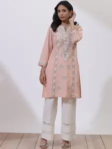 Lakshita Plus Size Ethnic Motifs Embroidered Linen Kurta