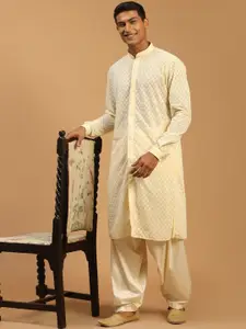 VASTRAMAY Geometric Embroidered Mandarin Collar Chikankari Kurta With Salwar