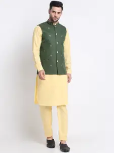KRAFT INDIA Mandarin Collar Pathani Kurta with Pyjamas & Nehru Jacket