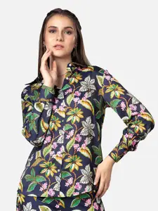 NEOFAA Spread Collar Floral Printed Casual Shirt