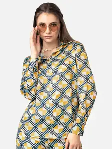 NEOFAA Spread Collar Geometric Printed Casual Shirt
