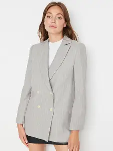 Trendyol Striped Notched Lapel Long Sleeves Double-Breasted Blazer