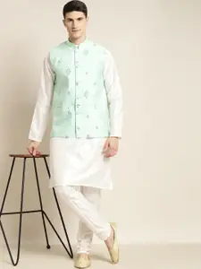 SOJANYA Mandarin Collar Straight Regular Kurta With Pyjamas & Nehru Jacket