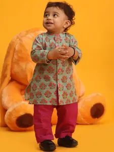 VASTRAMAY Boys Floral Printed Kurta with Pyjamas