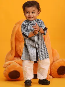 VASTRAMAY Boys Abstract Printed Kurta with Pyjamas