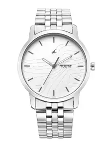 Fastrack Men Textured Dial & Bracelet Style Straps Analogue Watch 3295SM01