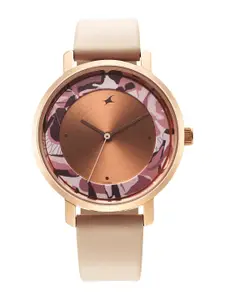Fastrack Women Printed Brass Dial & Leather Straps Analogue Watch 6287WL01