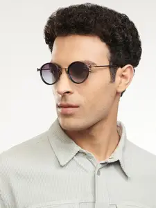 Vincent Chase Men Round Sunglasses with Polarised and UV Protected Lens 201168