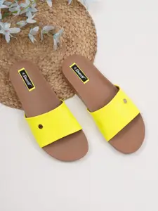 Sherrif Shoes Sherrif Shoes Women Self Design Sliders