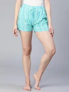 Oxolloxo Women Checked Cotton Mid-Rise Slip-On Shorts
