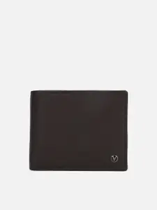 Van Heusen Men Leather Two Fold Wallet with SD Card Holder