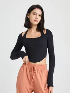 JC Collection Scoop Neck Long Thumb Hole Sleeves Crop Top