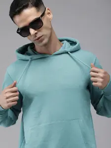 Roadster Men Solid Hooded Sweatshirt