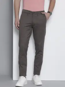 Nautica Men Textured Mid-Rise Slim Fit Chinos Trousers