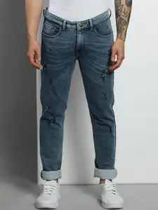 VUDU Men Lean Slim Fit Mildly Distressed Light Fade Stretchable Cotton Jeans