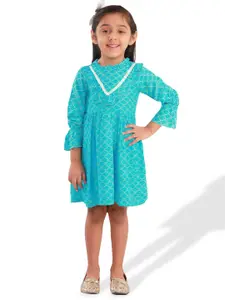 KidsDew Girls Round Neck Geometric Printed Fit & Flare Dress