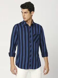 VALEN CLUB Slim Fit Vertical Striped Pure Cotton Casual Shirt