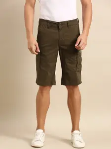 Being Human Men Solid Mid Rise Cargo Shorts