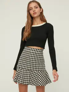 Trendyol Checked Mini Flared Skirt