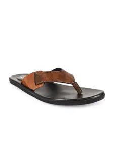 BuckleUp BuckleUp Men Textured Slip On Flip-Flops