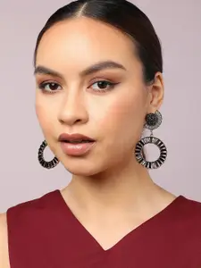 SOHI Gold-Plated Circular Drop Earrings