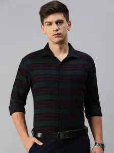 SHOWOFF Classic Checked Cotton Formal Shirt