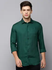 SHOWOFF Comfort Spread Collar Cotton Casual Shirt
