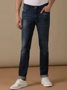 Wrangler Men Skanders Slim Fit Mid-Rise Light Fade Stretchable Cotton Jeans