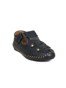 Ajanta Boys Textured Shoe-Style Sandals