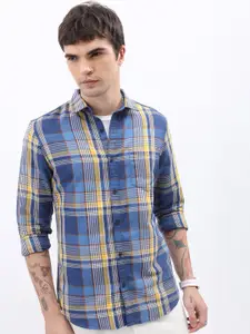 HIGHLANDER Slim Fit Tartan Checks Opaque Casual Shirt