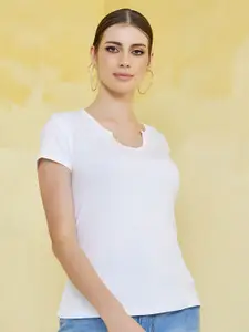 Styli Women White Slim Fit T-shirt