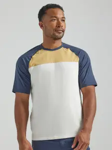 Wrangler Colourblocked Round Neck Raglan Sleeves Cotton T-shirt