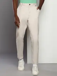 Calvin Klein Jeans Men Loose Fit Mid-Rise Trousers