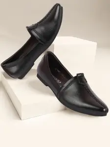 FAUSTO Men Textured Lightweight Mojaris