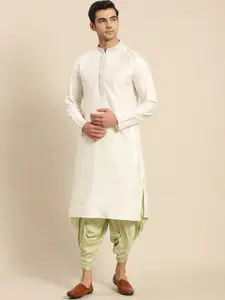 KISAH Men Solid Regular Fit Thread Work Kurta