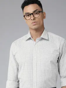 Park Avenue Men Tartan Checked Slim Fit Pure Cotton Formal Shirt