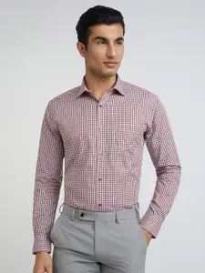 Park Avenue Men Pure Cotton Slim Fit Opaque Checked Formal Shirt