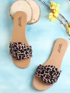 Shoestail Women Printed Open Toe Flats With Bows