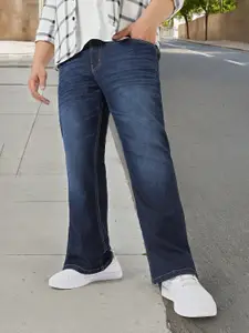 Urbano Plus Men Mid-Rise Light Fade Clean Look Stretchable Bootcut Jeans